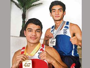 సత్తా చాటిన భారత బాక్సర్లు: వికాస్‌కు 4, తాపాకు 7