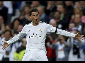 ప్రధాని మోడీకి రొనాల్డో సంతకంతో కూడిన జెర్సీ