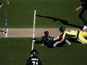 మ్యాచ్‌ని మలుపు తిప్పిన రనౌట్: స్టోయినిస్ కష్టం వృథా