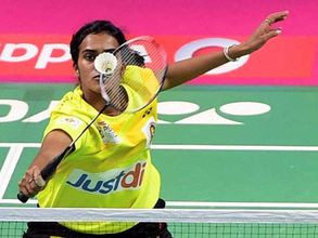 పీబీఎల్ రసవత్తరం: గుత్తా జ్వాల చేతిలో సింధు ఓటమి