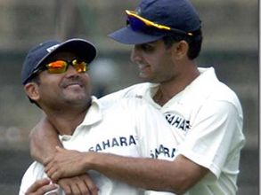 గంగూలీపై ట్విట్టర్‌లో చిలిపి వ్యాఖ్యలు చేసిన సెహ్వాగ్