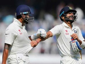 బంగ్లా కెప్టెన్ అంపైర్ రివ్యూ: పగలబడి నవ్విన కోహ్లీ (వీడియో)