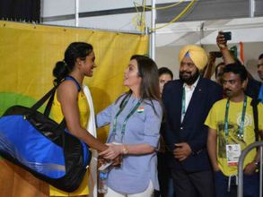 స్త్రీ శక్తిని చాటావు: పీవీ సింధుకు నీతా అంబానీ కంగ్రాట్స్