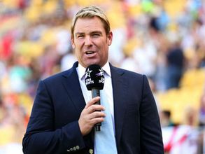 పూణెలో తొలి టెస్టు: పిచ్‌పై ఆశ్చర్యం వ్యక్తం చేసిన షేన్ వార్న్