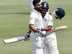 204 అవుట్: కోహ్లీ డీఆర్ఎస్ అడగకపోవడానికి కారణం?