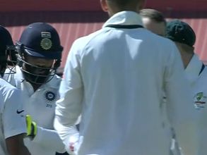 జడేజాను కవ్వించిన వేడ్: ఏం సమాధానం చెప్పాడో తెలుసా?