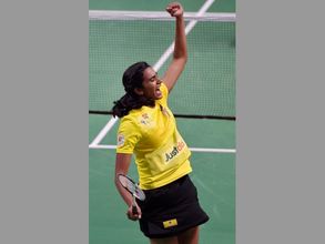 ఆల్ ఇంగ్లాండ్: ప్రీ క్వార్టర్స్‌లోకి సైనా, సింధు (ఫోటోలు)