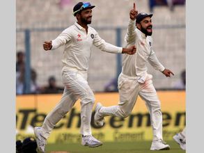 ధర్మశాల టెస్టు: కుల్దీప్ దెబ్బకు కుదేలైన ఆసీస్, 300 ఆలౌట్