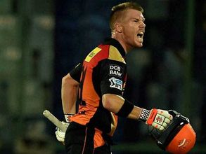 చాంపియన్లం అన్న విషయాన్ని మరచిపోవాలి: ధావన్‌పై వార్నర్