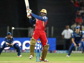 చెత్త ప్రదర్శనపై అభిమానులకు క్షమాపణ చెప్పిన గేల్