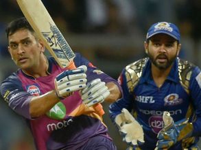 'జీవిత కాలంలో ధోని లాంటి క్రికెటర్ ఒక్కసారే వస్తాడు'