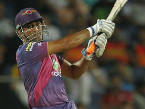 కోహ్లీకి షాకిచ్చిన పాంటింగ్: తన డ్రీమ్ టీమ్ కెప్టెన్‌గా ధోని