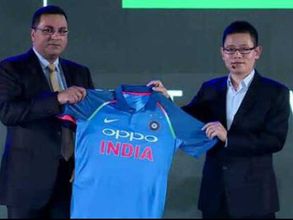 ఒప్పో స్పాన్పర్‌గా: టీమిండియా కొత్త జెర్సీ ఆవిష్కరణ