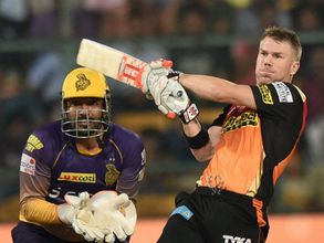 థ్యాంక్స్ చెప్పిన వార్నర్: పదో సీజన్‌లో రికార్డు, స్వదేశానికి పయనం