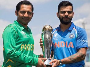 భారత్ Vs పాక్: ధావన్ పొగరు, యువీ రాజసం, ఫ్యాన్స్ సందడి (వీడియో)