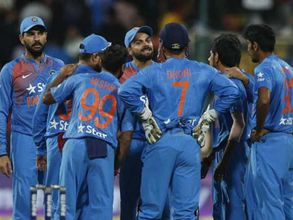 పాక్ చేతిలో భారత్ ఓటమి: బంగ్లా అభిమాని ఆత్మహత్య