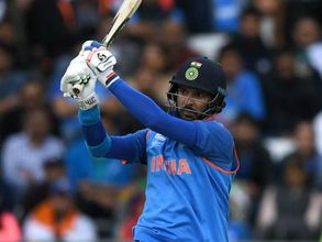 ధోనికి అక్తర్‌: యువీని భయపెట్టిన ఫాస్ట్ బౌలర్ ఎవరో తెలుసా?