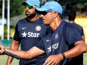 కారణం: ఇంగ్లాండ్‌ పర్యటనకు రాహుల్ ద్రవిడ్‌ దూరం