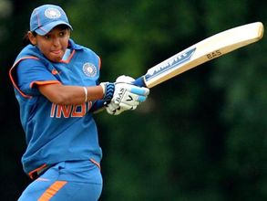 హర్మన్‌కు డీఎస్పీ ఉద్యోగంతో పాటు రూ. 5 లక్షల నజరానా