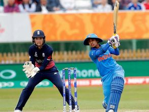 ఉమెన్ వరల్డ్ కప్: వరల్డ్ రికార్డుకి చేరువలో భారత కెప్టెన్