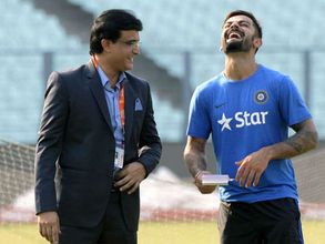 కెప్టెన్‌గా కోహ్లీని ఇంకా పరీక్షించలేదు: బాంబు పేల్చిన గంగూలీ