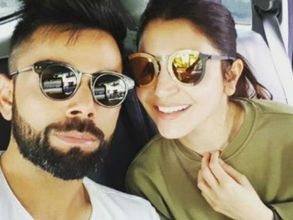 బ్రేక్ అవసరం: లేడీ 'లవ్' అనుష్కతో కోహ్లీ సెల్ఫీ, నెట్‌లో వైరల్