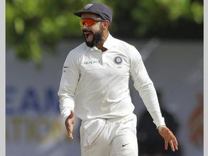 గాలే టెస్టులో విజయం తర్వాత కోహ్లీ ఏం చేశాడో తెలుసా?