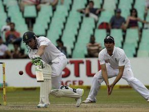 డివిలియర్స్ సంచలన నిర్ణయం: వన్డే కెప్టెన్సీకి వీడ్కోలు