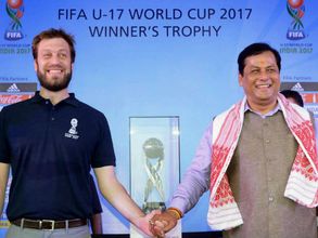 గౌహతిలో ఫిపా అండర్‌-17 ట్రోఫీ ఆవిష్కరణ