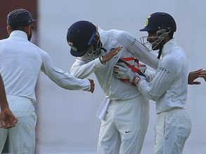 రెండో టెస్టు: ప్రత్యేక ఆకర్షణగా కోహ్లీ-రాహుల్ 'డాబ్' స్టైల్ సంబరాలు