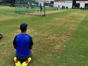 నెట్ ప్రాక్టీస్: అవకాశం కోసం ఎదురు చూస్తున్న రహానే (ఫోటోలు)