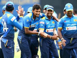 అరుదైన ఘనత: 800 వ‌న్డేల‌ క్ల‌బ్‌లో శ్రీలంక‌