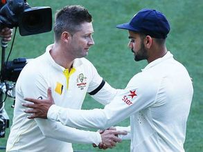 కోహ్లీలో ఆస్ట్రేలియా స్ఫూర్తి: పొగడ్తలతో ముంచెత్తిన క్లార్క్