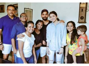 See pic: శ్రీలంకలో అనుష్కతో కెప్టెన్ కోహ్లీ