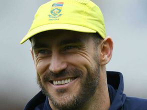 దక్షిణాఫ్రికా జట్టు మూడు ఫార్మాట్లకు కెప్టెన్‌గా డుప్లెసిస్‌