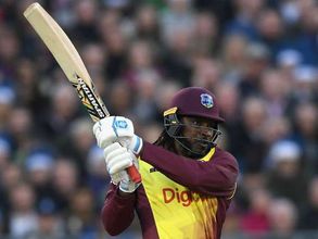 1st ODI: హ్యాట్రిక్ సిక్సర్లు బాదిన పాండ్యా, భారత్ 205/6