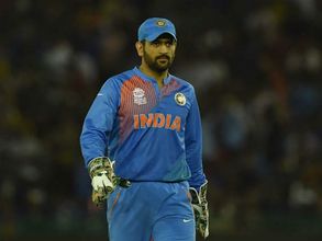 ధోని వరల్డ్ రికార్డు: 100 స్టంపింగ్‌లపై తొలి స్టంపింగ్ బాధితుడు ఇలా!