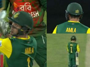 మ్యాచ్‌లో గందరగోళం: ఆమ్లా జెర్సీ ధరించిన డీకాక్‌