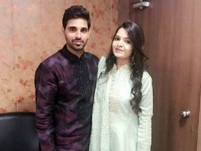 నిశ్చితార్థం జరిగింది: భువీ జీవిత భాగస్వామి నుపుర్ ఎవరో కాదు!