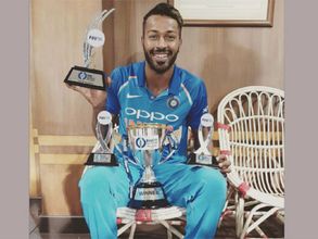 అన్నట్టుగానే మాట నిలుపుకున్నాడు: హార్ధిక్ పాండ్యాపై సోదరుడు