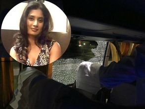 రాయితో దాడి: ఖండించిన మిథాలీ, క్షమించమని ప్లకార్లులు