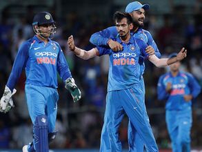 'ఇప్పటికి ధోనినే మా కెప్టెన్‌, మైదానంలో ముద్దు పేర్లతోనే పిలుస్తాడు'