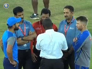 అనుకున్నదే అయింది: హైదరాబాద్ టీ 20 వర్షార్పణం