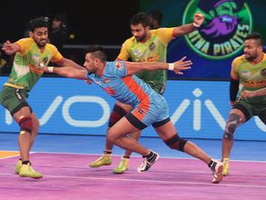 ప్రో కబడ్డీ క్వాలిఫయర్‌-2 హైలెట్స్: వరుసగా మూడోసారి ఫైనల్‌కు పట్నా