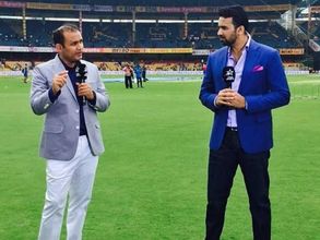 జహీర్ నీకిదే చివరి బ్యాచిలర్ బర్త్ డే: నవ్వులు పూయించిన సెహ్వాగ్