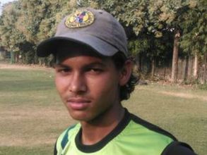 టీ20ల్లో చరిత్ర: హ్యాట్రిక్‌ సహా 10వికెట్లు తీసిన 15 ఏళ్ల యువకుడు