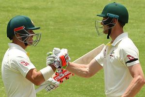 గబ్బాలో గెలుపు ఆస్ట్రేలియాదే: యాషెస్‌ తొలి టెస్టులో ఇంగ్లాండ్ ఓటమి