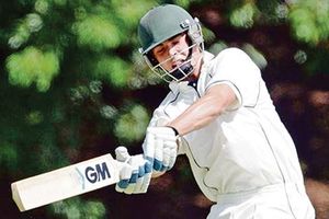 ఒక్కడే 490 పరుగులు: వన్డేల్లో అరుదైన ఘనత సాధించిన దక్షిణాఫ్రికా క్రికెటర్