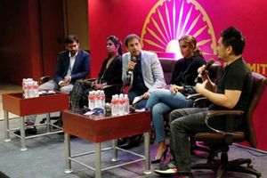 రాత్రికి రాత్రే గొప్ప క్రీడాకారులు కాలేరు: జీఈఎస్-2017లో సానియా