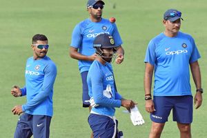 వన్డే సమయాల్లో మార్పు: తొలి రెండు వన్డేలు ఉదయం 11.30కే